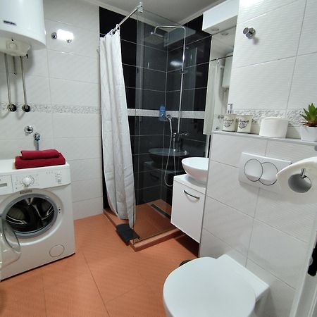Five Apartment Belgrade Exterior photo